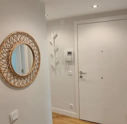 Apartment Nuevo Apto Cerca De Playa Y Metro Con Parking Privado Urduliz